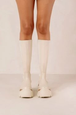 Cheapest ???? Women's ALOHAS Roxie Leather Platform Lug Chelsea Boot Cream ???? -Vagabond Shoemakers Sales unnamed file 1248