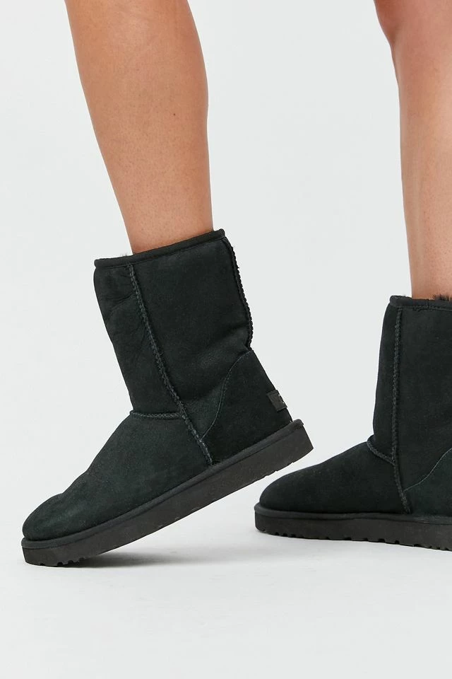 Hot Sale ???? Women's UGG Classic II Boot Black ???? 6 Hot Sale ???? Women's UGG Classic II Boot Black ???? - Image 4