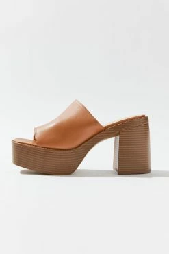 Flash Sale ✨ Urban Outfitters ???? Women's UO Paloma Mule Platform ???? Sandal Brown ✔️ 10 Flash Sale ✨ Urban Outfitters ???? Women's UO Paloma Mule Platform ???? Sandal Brown ✔️ -Vagabond Shoemakers Sales unnamed file 1470