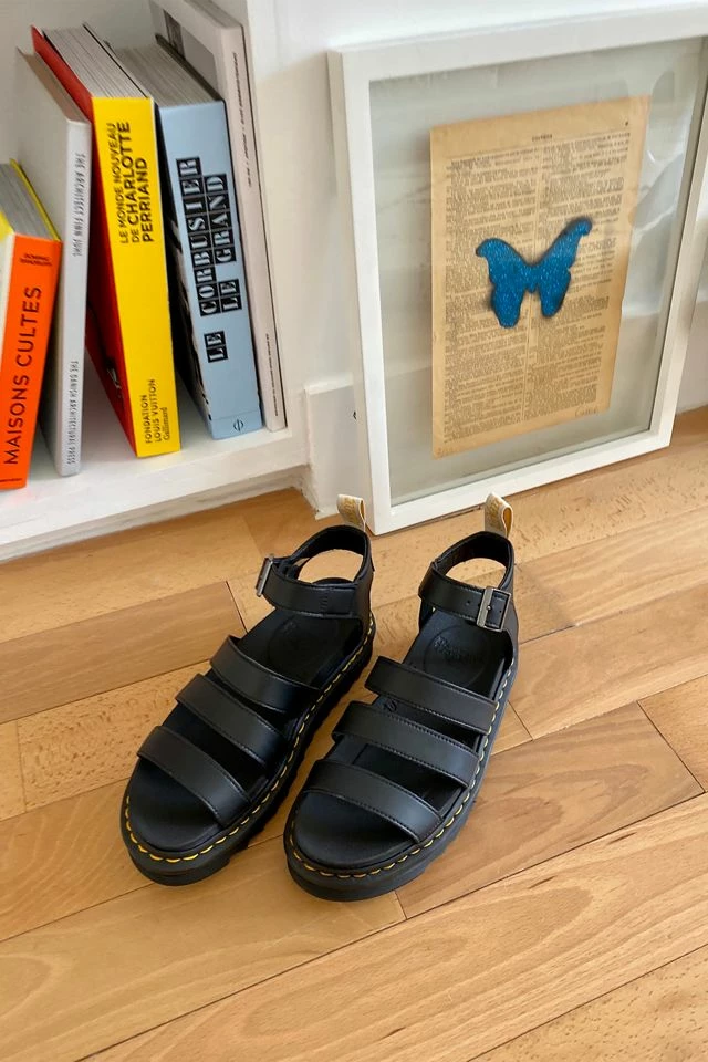 Buy ???? Women's Dr. Martens Blaire Hydro Leather ???? Sandal Black ???? 3 Buy ???? Women's Dr. Martens Blaire Hydro Leather ???? Sandal Black ????