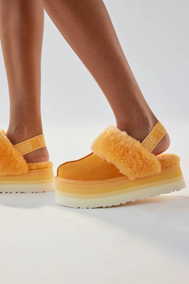 Brand new ???? Women's UGG Funkette Slipper Papaya Orange ???? 3 Brand new ???? Women's UGG Funkette Slipper Papaya Orange ????