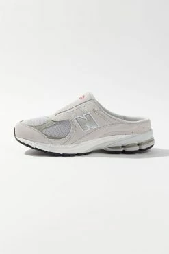 Flash Sale ???? Women's New Balance 2002RM ???? Sneaker Mule Raincloud + Marblehead ❤️
