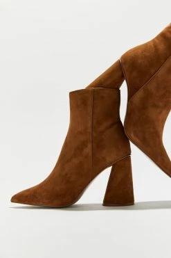 Best deal ✔️ Women's Steve Madden Valor Brown Suede Ankle Boot Brown ???? -Vagabond Shoemakers Sales unnamed file 755