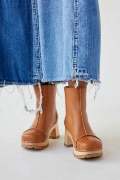 Best Sale ???? Women's Swedish Hasbeens Stitchy Boot Neutral ????